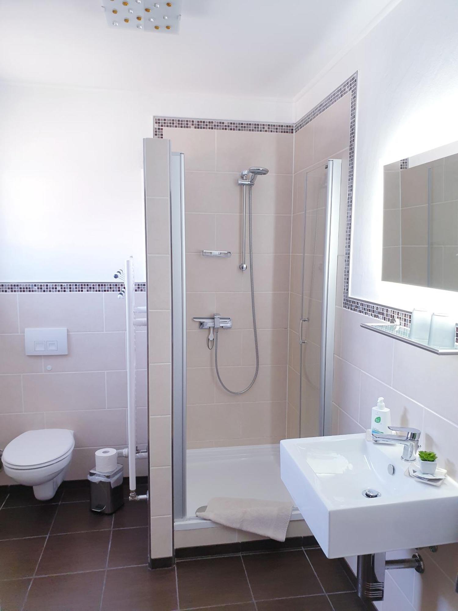 Ferienwohnung Ambiente Klotten Szoba fotó